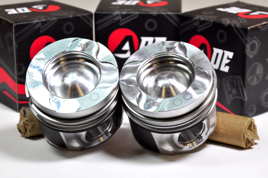 Поршень в сборе с кольцами Toyota 4.5 TDI 1VD FTV STD (R)