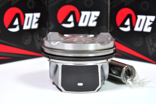 Поршень в сборе с кольцами LR AJ200P 2.0T PT204 Бензин